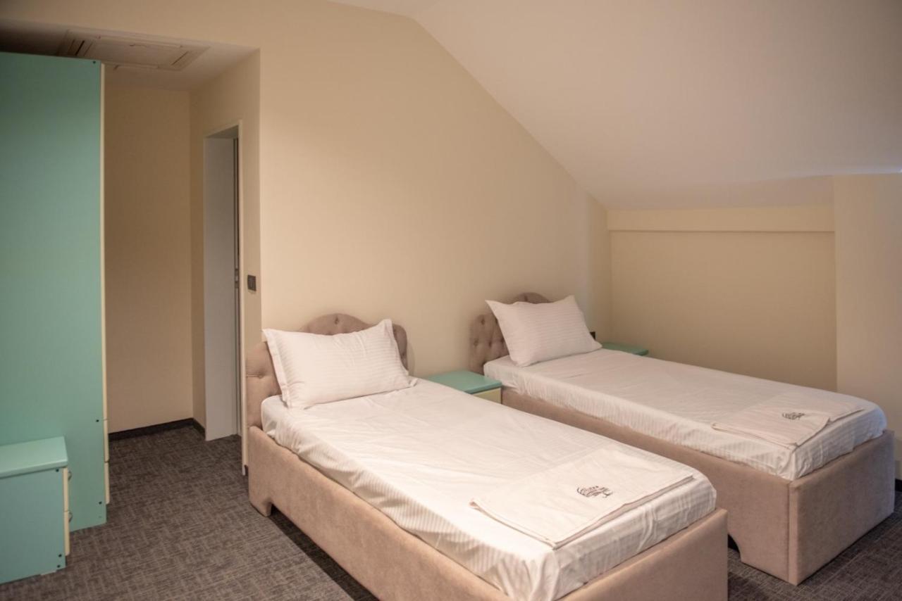Hotel Roma Струга Экстерьер фото